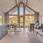Chalet Beachfront Paradise Lofoten