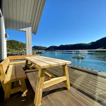 Beachfront Paradise Lofoten *