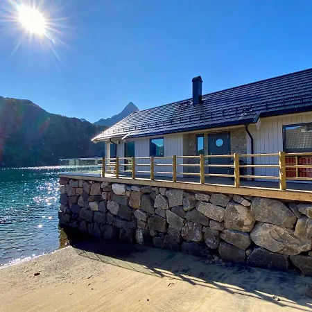 Beachfront Paradise Lofoten Bostad