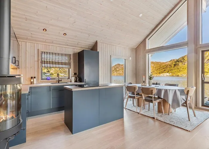 Beachfront Paradise Lofoten Bostad