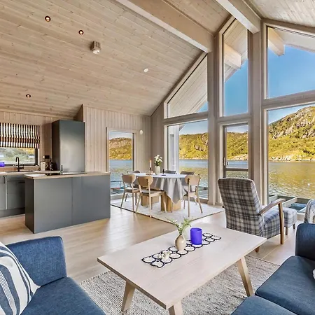 Beachfront Paradise Lofoten *